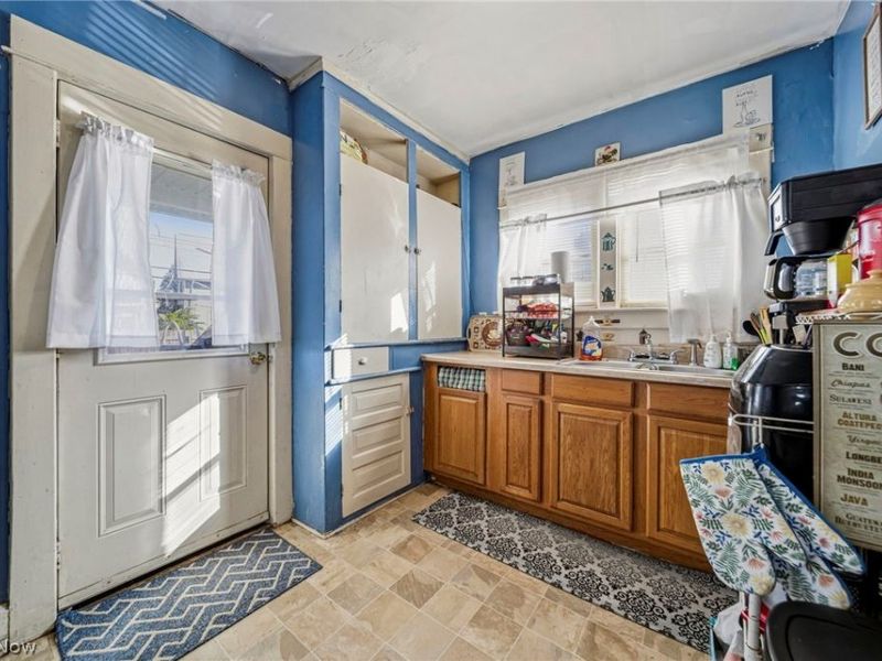 1619 E 48th Street, Ashtabula, OH 44004 Photo 9