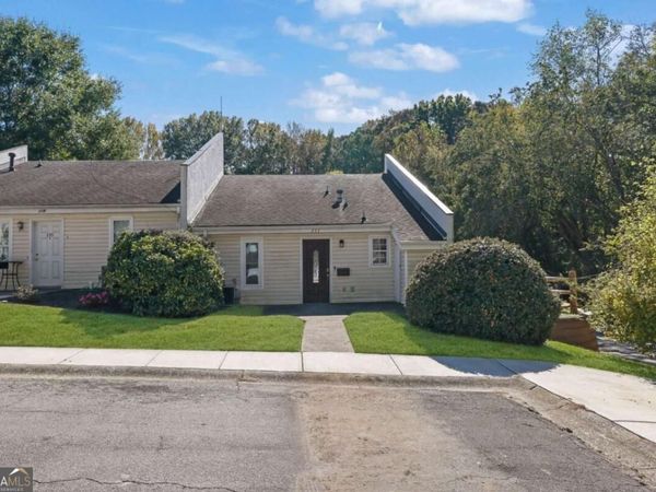 237 Goshen Lane, Woodstock, GA 30188