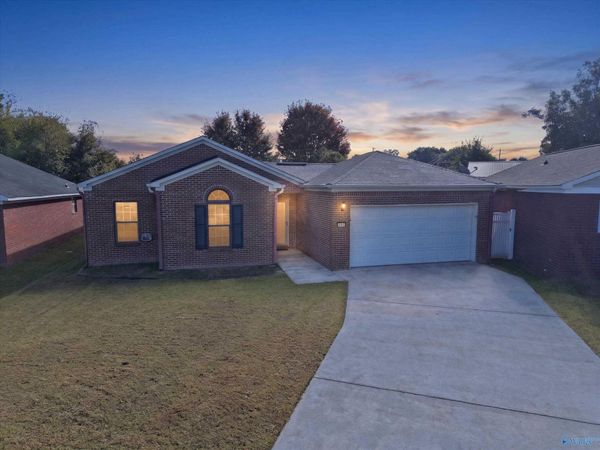 602 Burns Street, Albertville, AL 35950