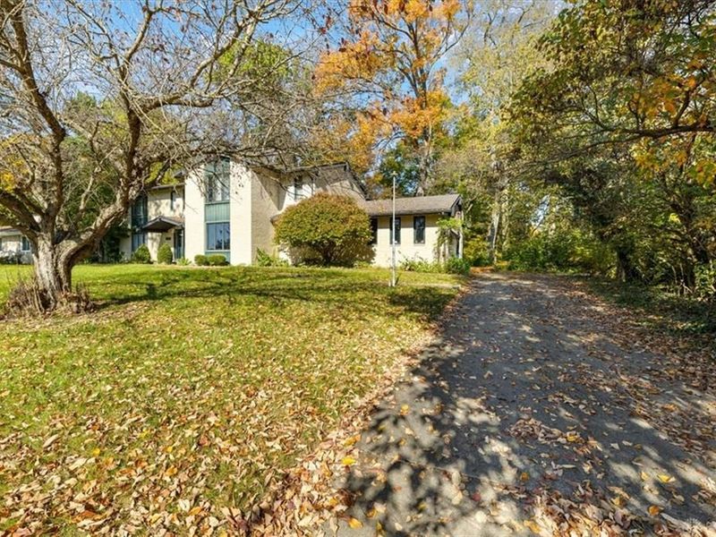 1341 Stratford Drive, Piqua, OH 45356 Photo 6