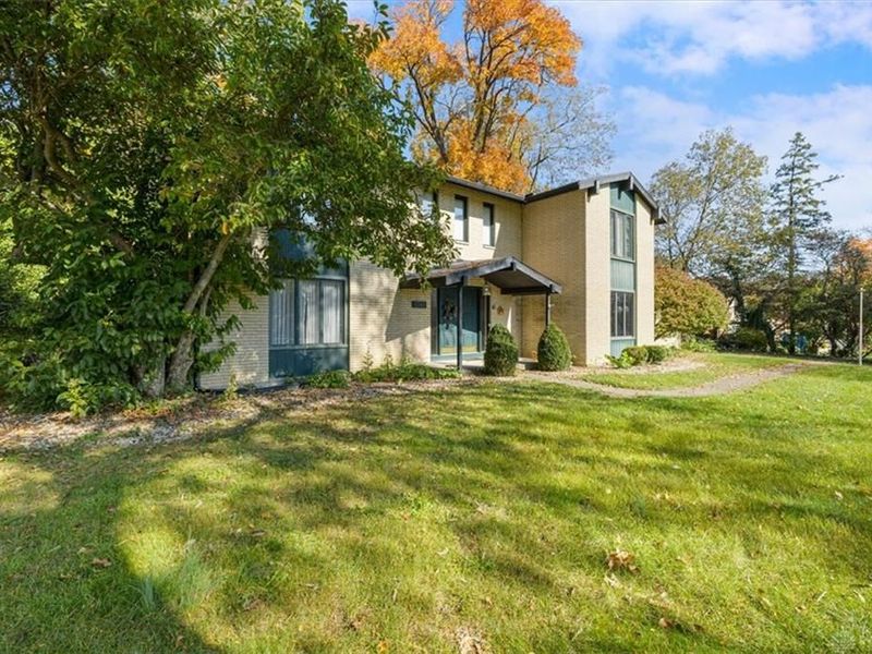 1341 Stratford Drive, Piqua, OH 45356 Photo 9