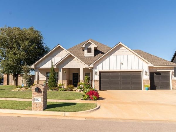 11821 NW 108th Terrace, Yukon, OK 73099