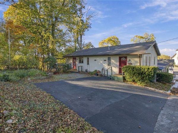 4920 Academy Street, Clarence, NY 14031