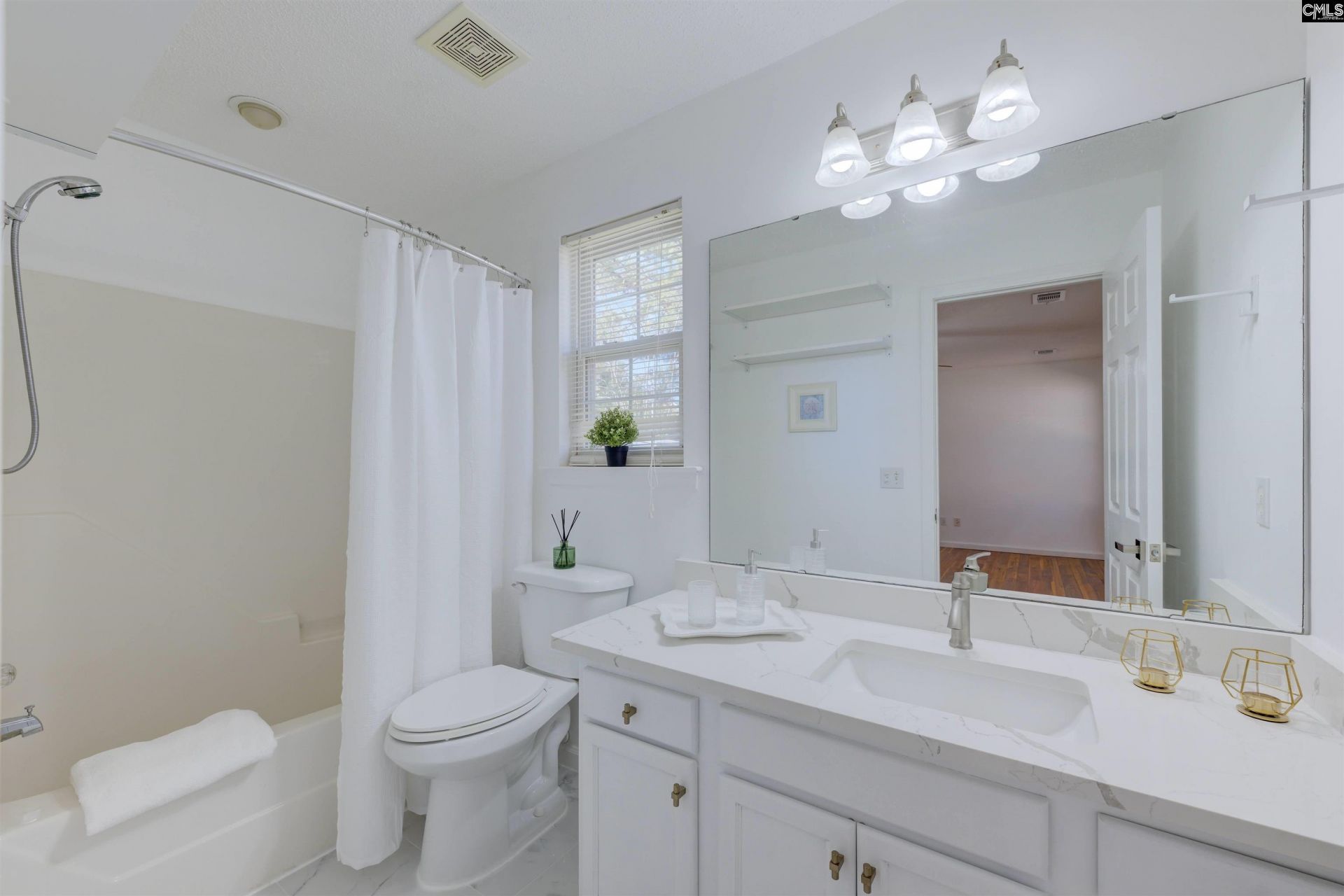 9 Twin Oaks Circle  Photo 14
