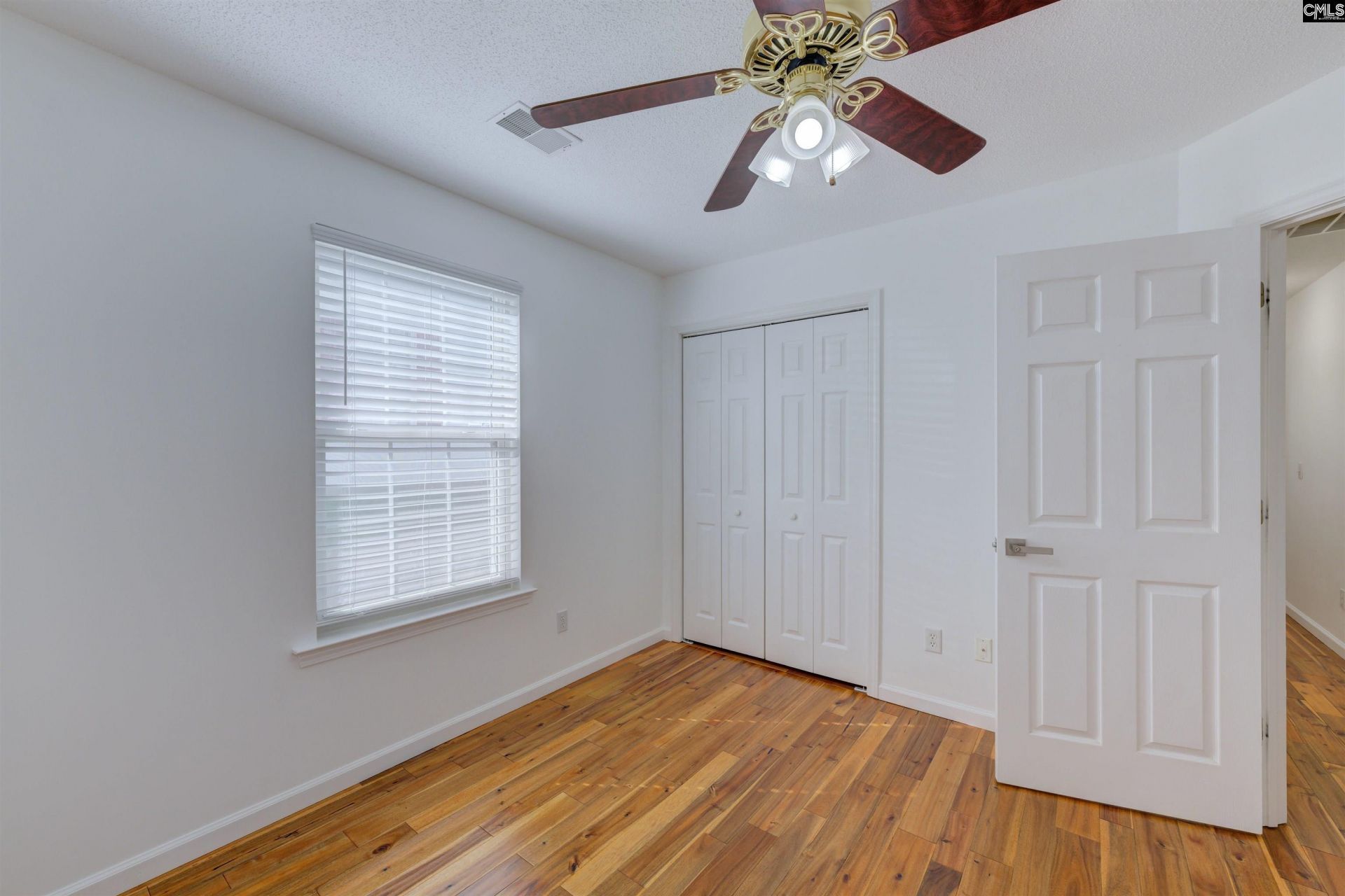 9 Twin Oaks Circle  Photo 16