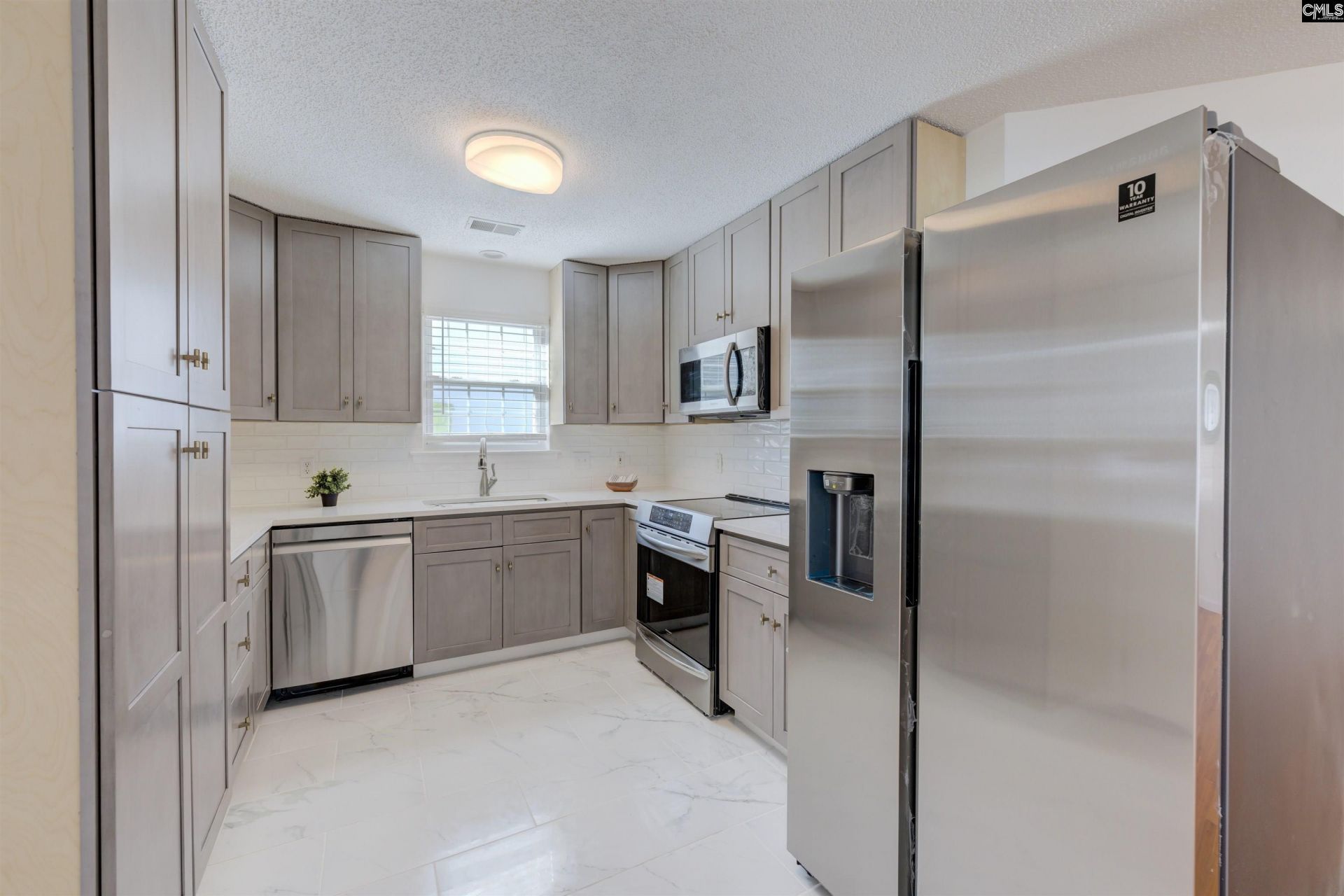 9 Twin Oaks Circle  Photo 7