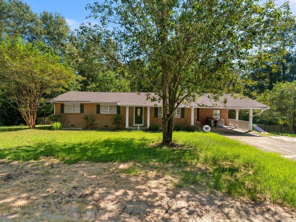 186 Hartfield Rd., Columbia, MS 39429