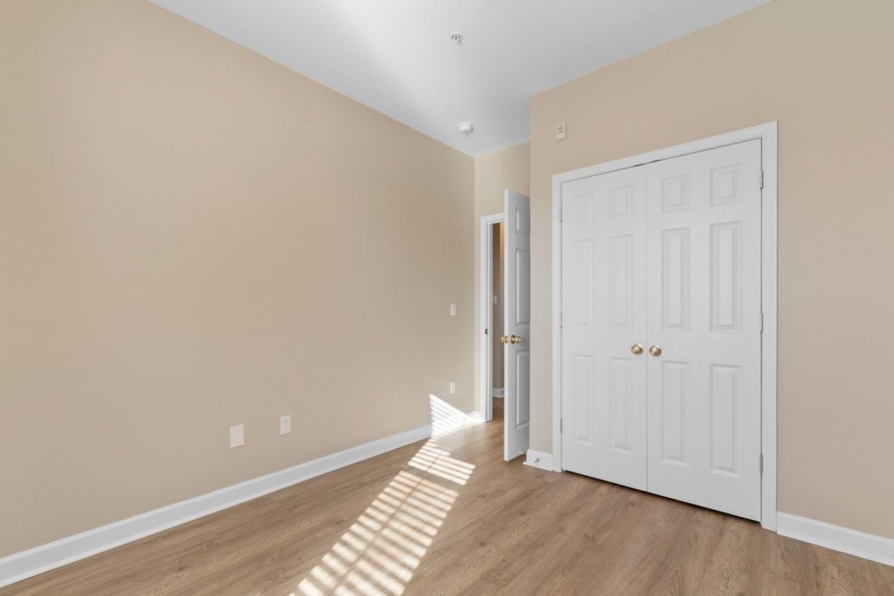 2798 Howard Ave. Photo 44