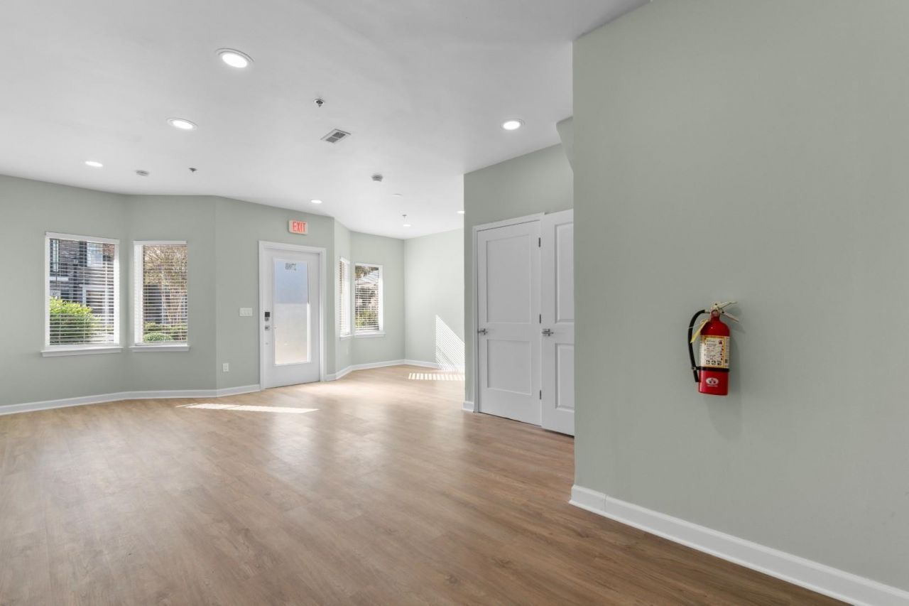 2798 Howard Ave. Photo 47