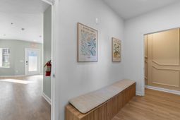 2798 Howard Ave. photo 4
