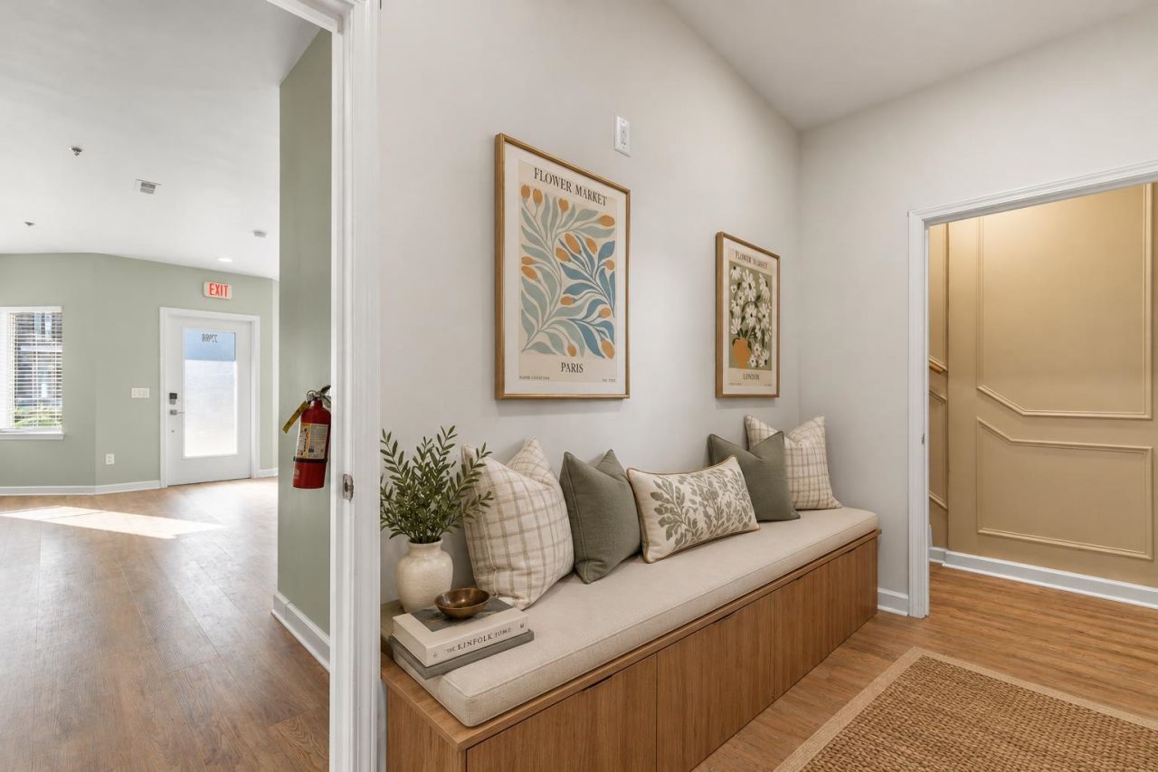 2798 Howard Ave. Photo 6