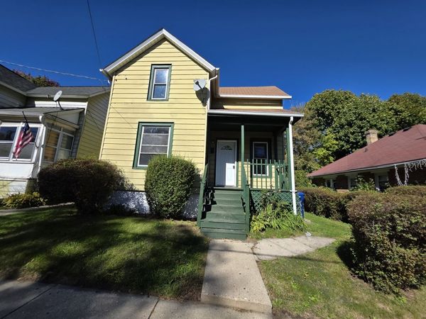 222 Mckinley Avenue , Waukegan, IL 60085