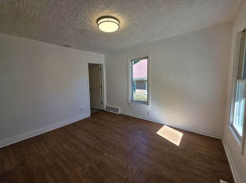 Main Photo