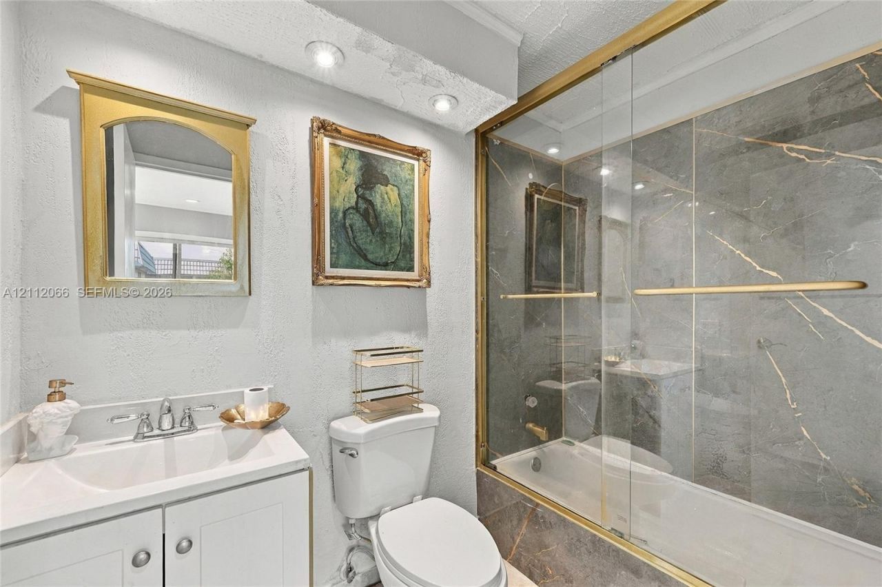 527 Brittany K , Unit K, Delray Beach, FL 33446 Photo