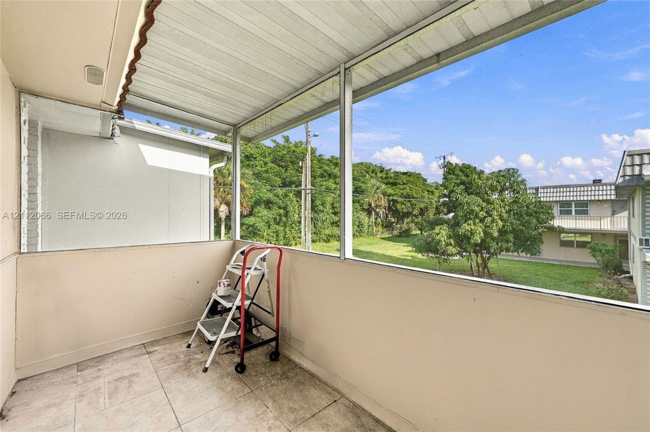 527 Brittany K , Unit K, Delray Beach, FL 33446 Photo