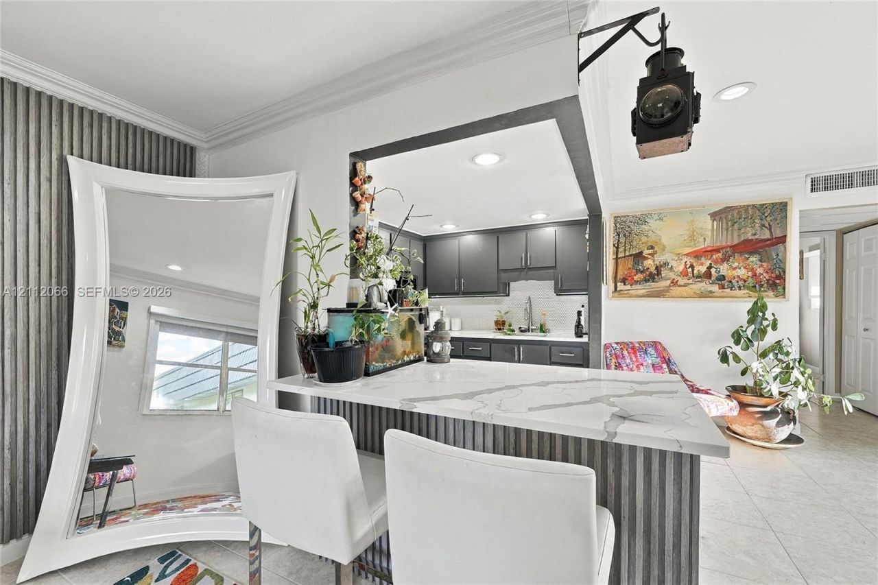 527 Brittany K , Unit K, Delray Beach, FL 33446 Photo