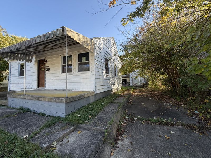 825 Mansfield Avenue, Springfield, OH 45505 Photo 3