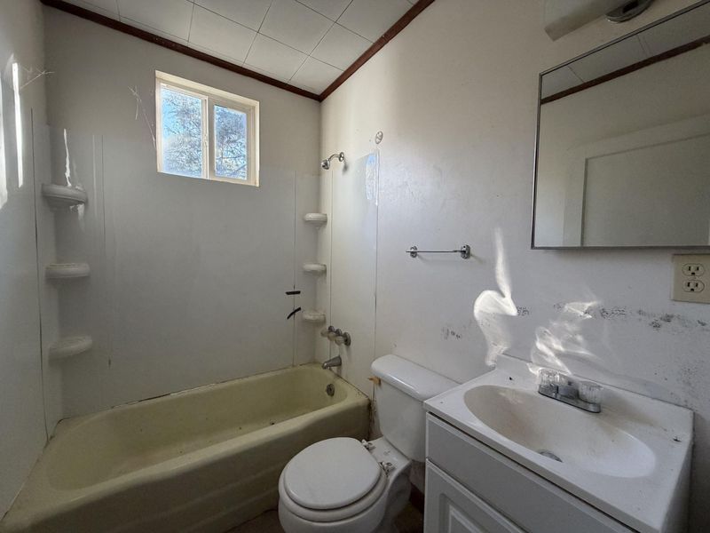 825 Mansfield Avenue, Springfield, OH 45505 Photo 9