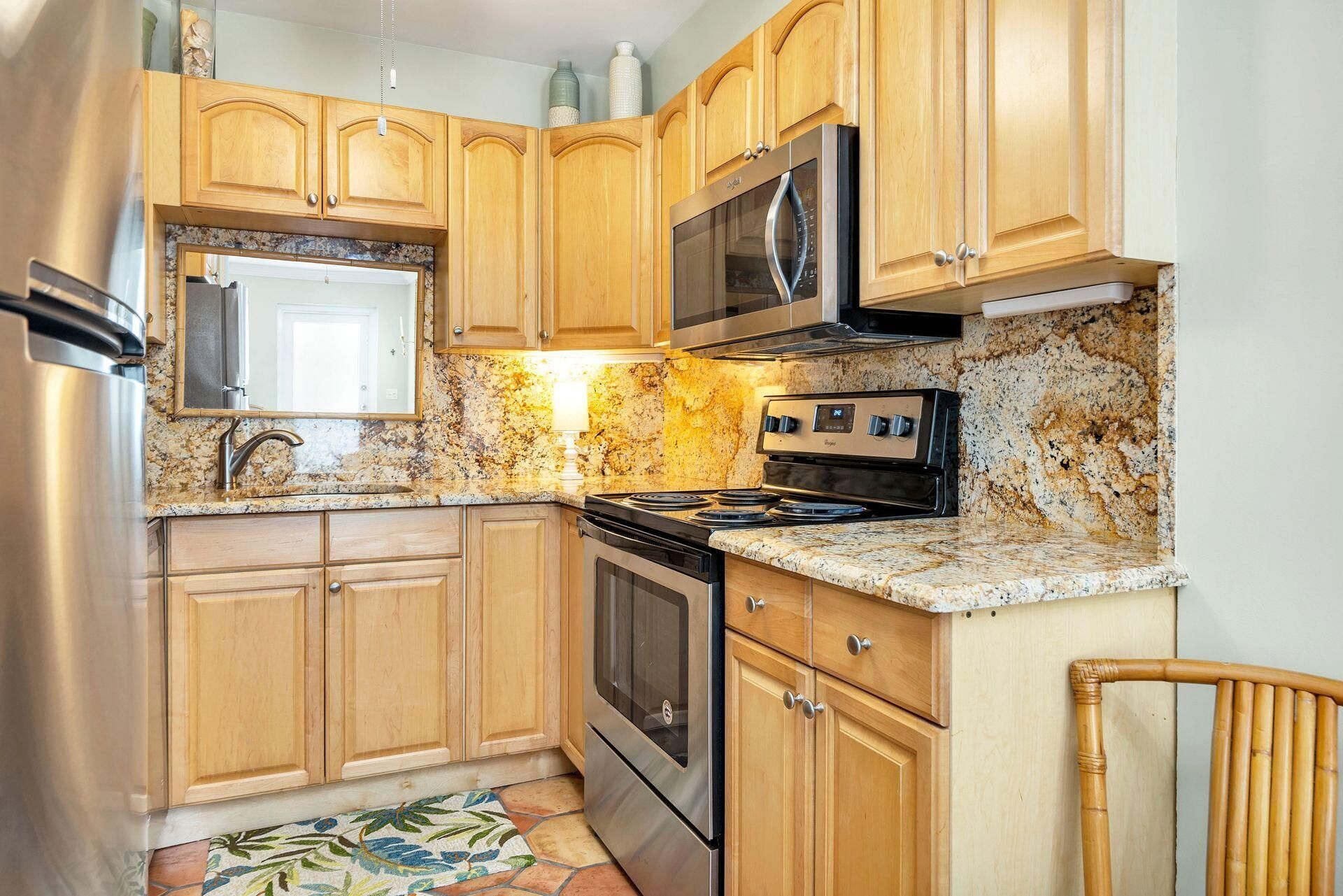 401 Peruvian Avenue, Unit 1050, Palm Beach, FL 33480 Photo