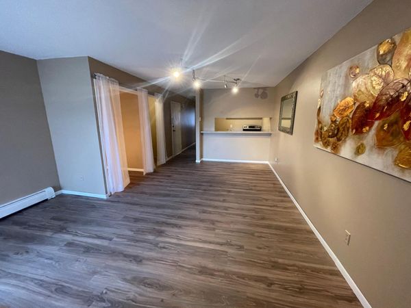 12924 Nicollet Avenue , Unit 201, Burnsville, MN 55337