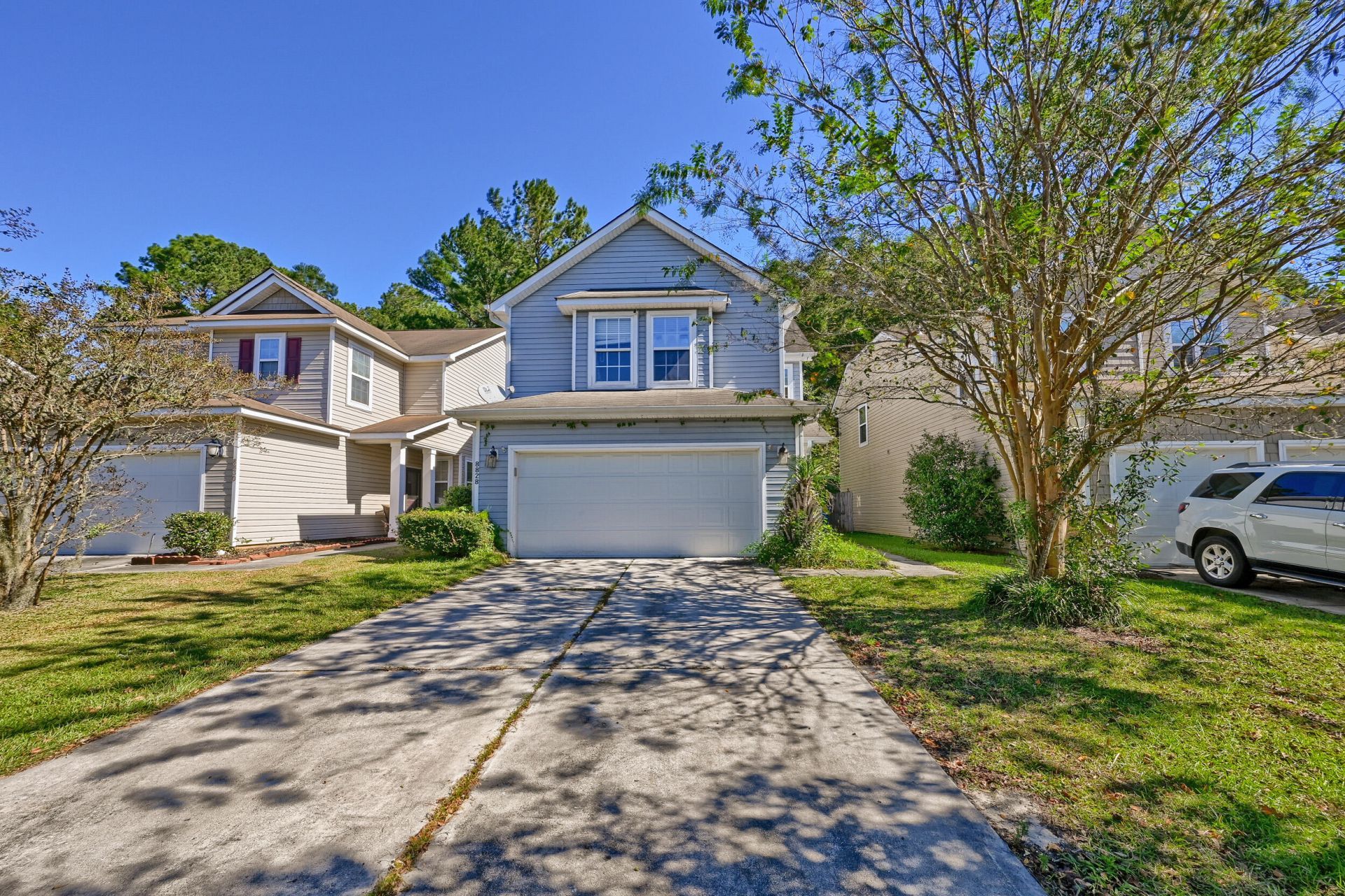 8828 Shadowglen Drive Photo 10