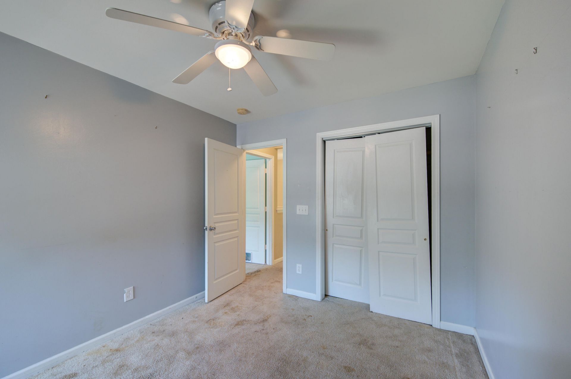 8828 Shadowglen Drive Photo 23