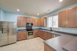 8828 Shadowglen Drive photo 4