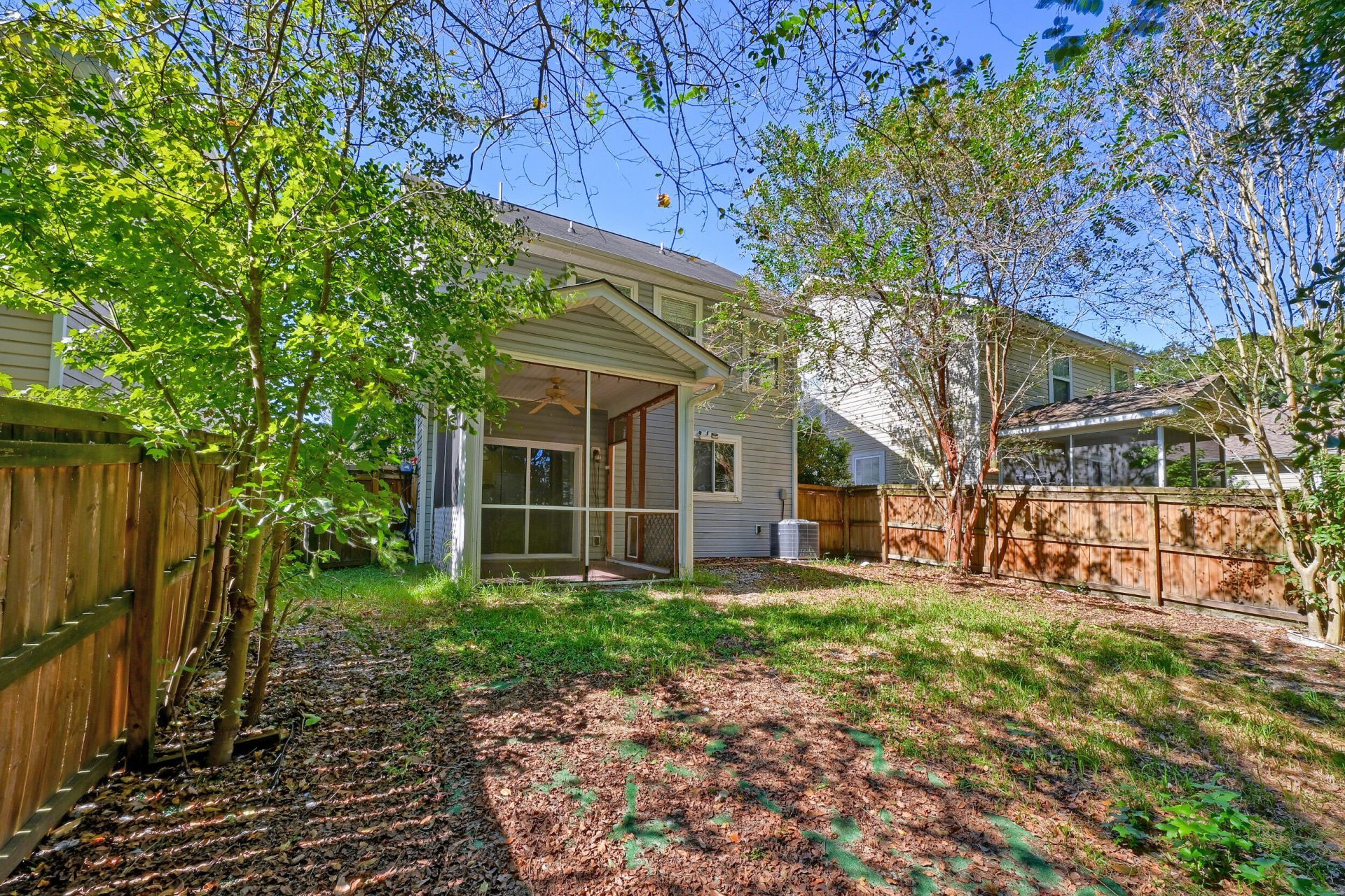 8828 Shadowglen Drive Photo 8