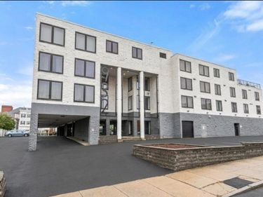 932 Broadway, Unit 208, Chelsea, MA 02150