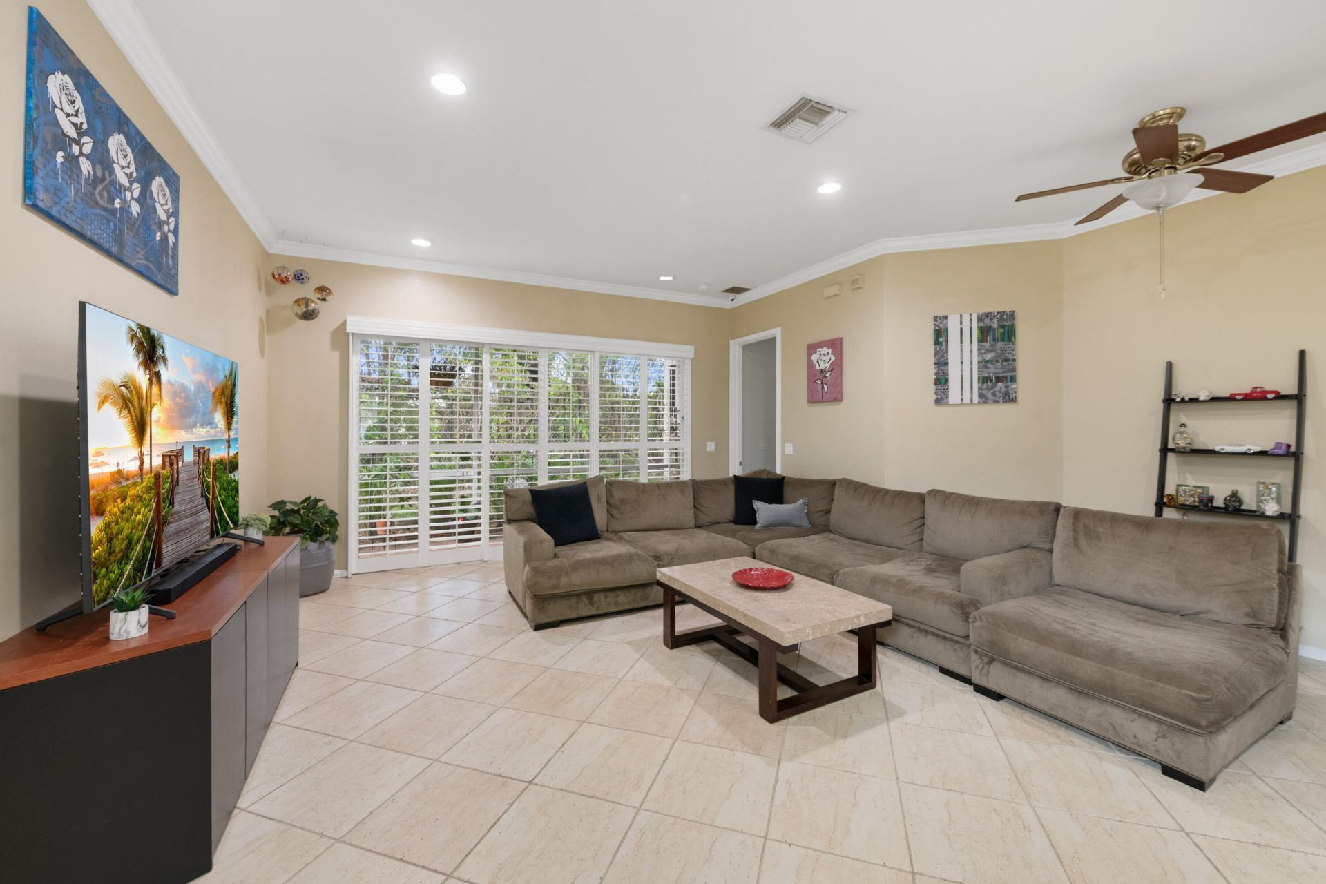 6435 Bella Circle, Unit 201, Boynton Beach, FL 33437 Photo