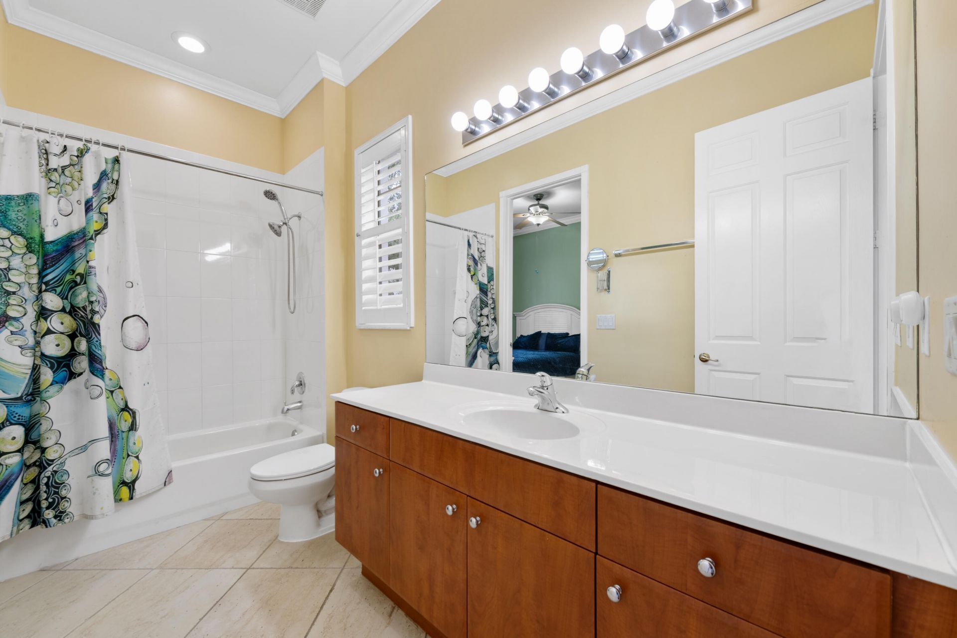 6435 Bella Circle, Unit 201, Boynton Beach, FL 33437 Photo