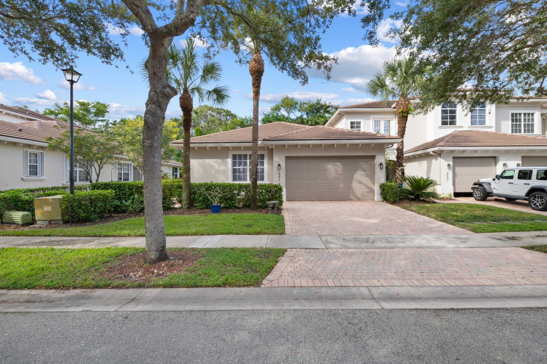 6435 Bella Circle, Unit 201, Boynton Beach, FL 33437 Photo