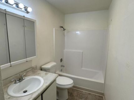 4606 Neil Road, Unit APT 200, Reno, NV 89502 Photo