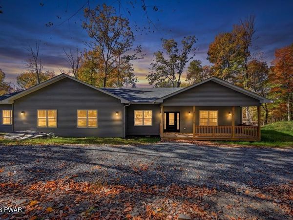 120 Remuda Drive , Lords Valley, PA 18428