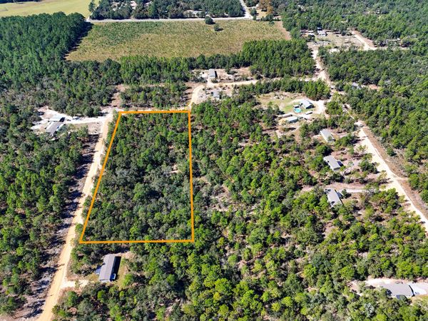TBD Gregory Dean Lane, DeFuniak Springs, FL 32433