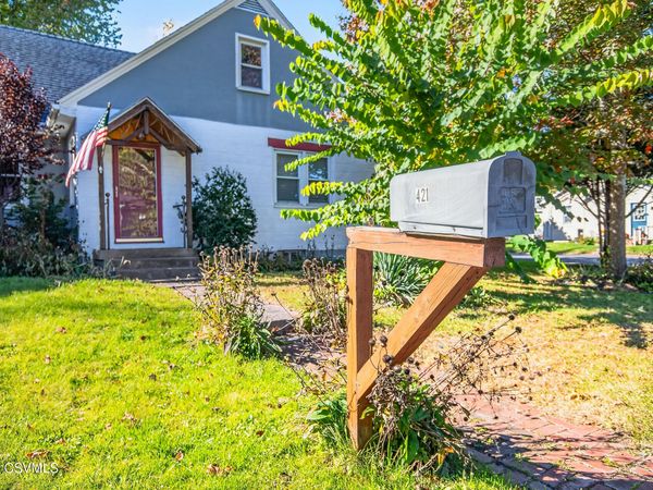 421 N 10TH Street , Lewisburg, PA 17837