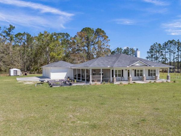 3725 172ND STREET, Wellborn, FL 32094