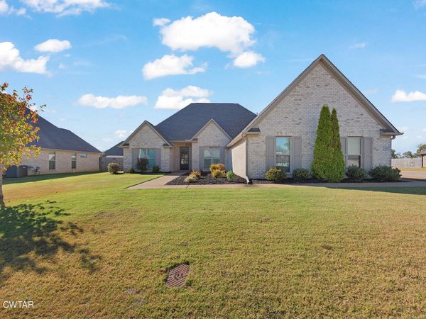 63 Garrison Drive , Jackson, TN 38305
