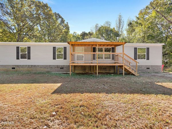 142 John Neal Road , Bradford, TN 38316