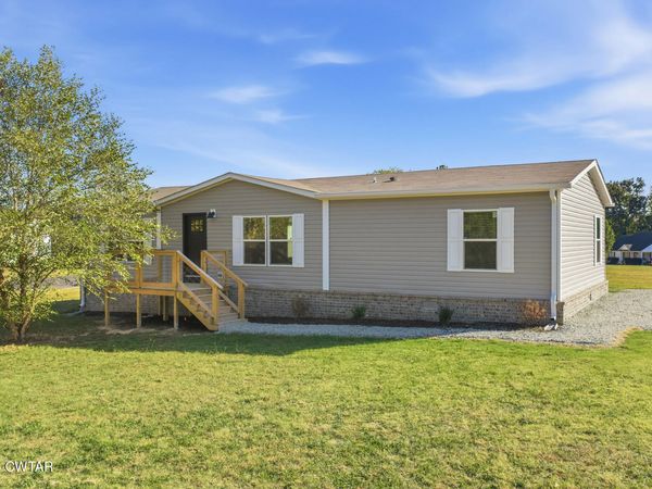 493 St Rt 187 , Medina, TN 38355