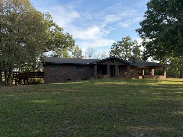 9023 State Highway 19 , Winona, MO 65588