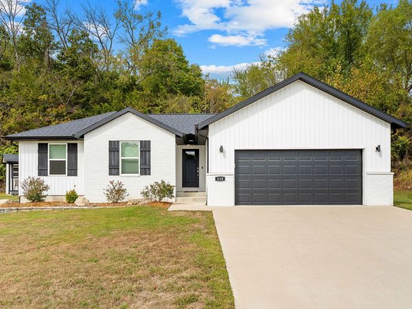 110 Sunrise Villa Drive , Branson, MO 65616