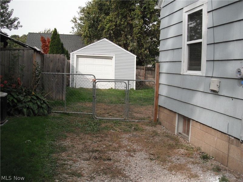 1382 Madison Avenue, Lorain, OH 44053 Photo 23