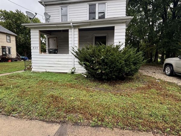 824 Logan Avenue, Waterloo, IA 50703