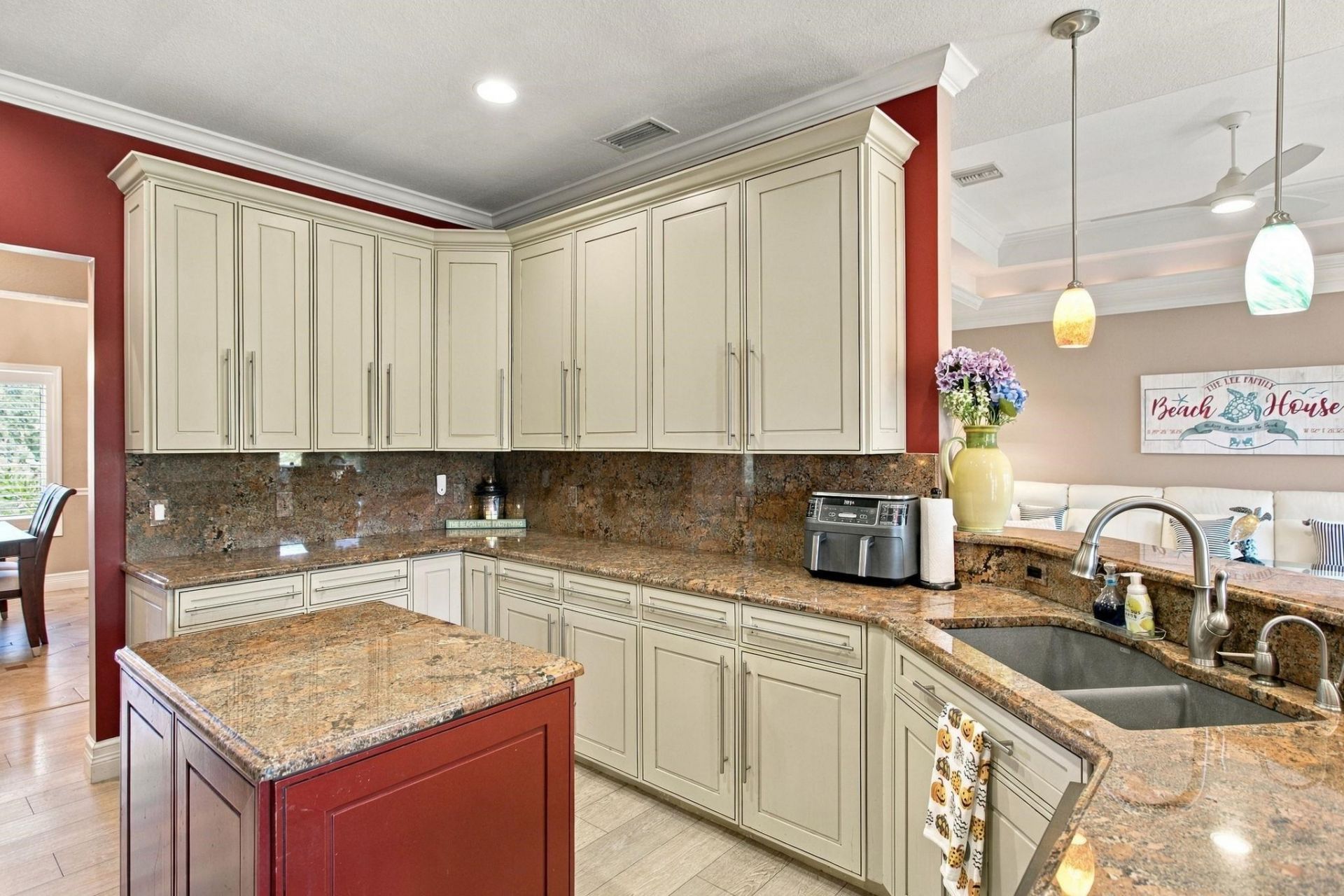 1034 Fish Crow Rd, Sanibel, FL 33957 Photo