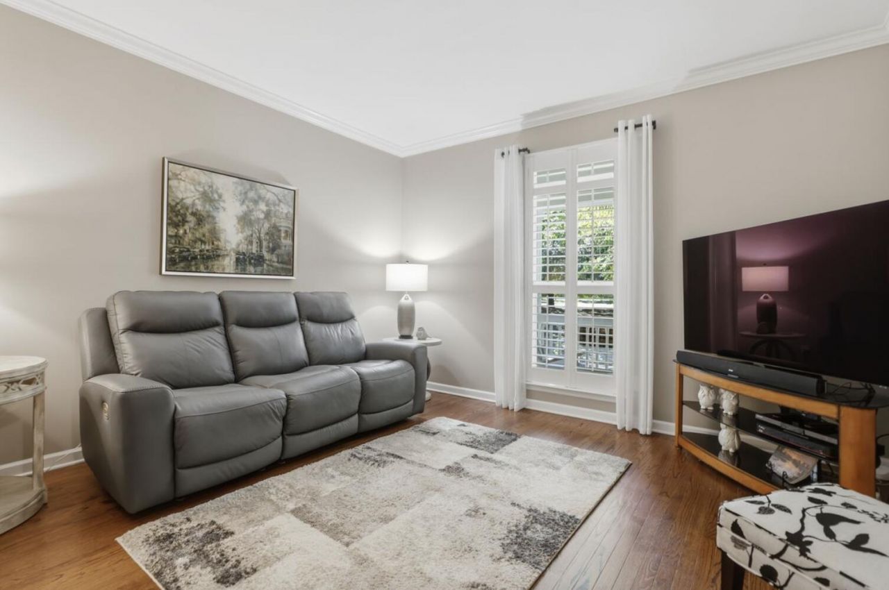 130 Etiwan Park Street Photo 10
