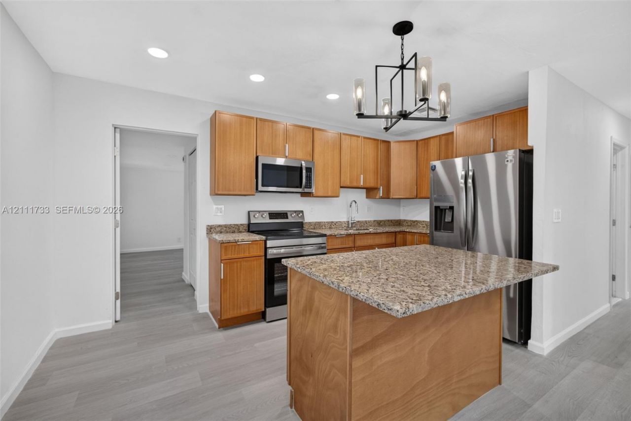 840 W 4th St , Riviera Beach, FL 33404 Photo