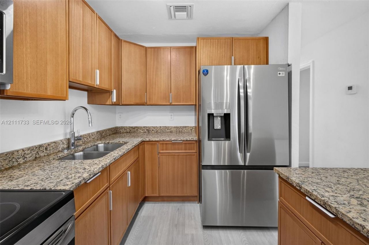 840 W 4th St , Riviera Beach, FL 33404 Photo