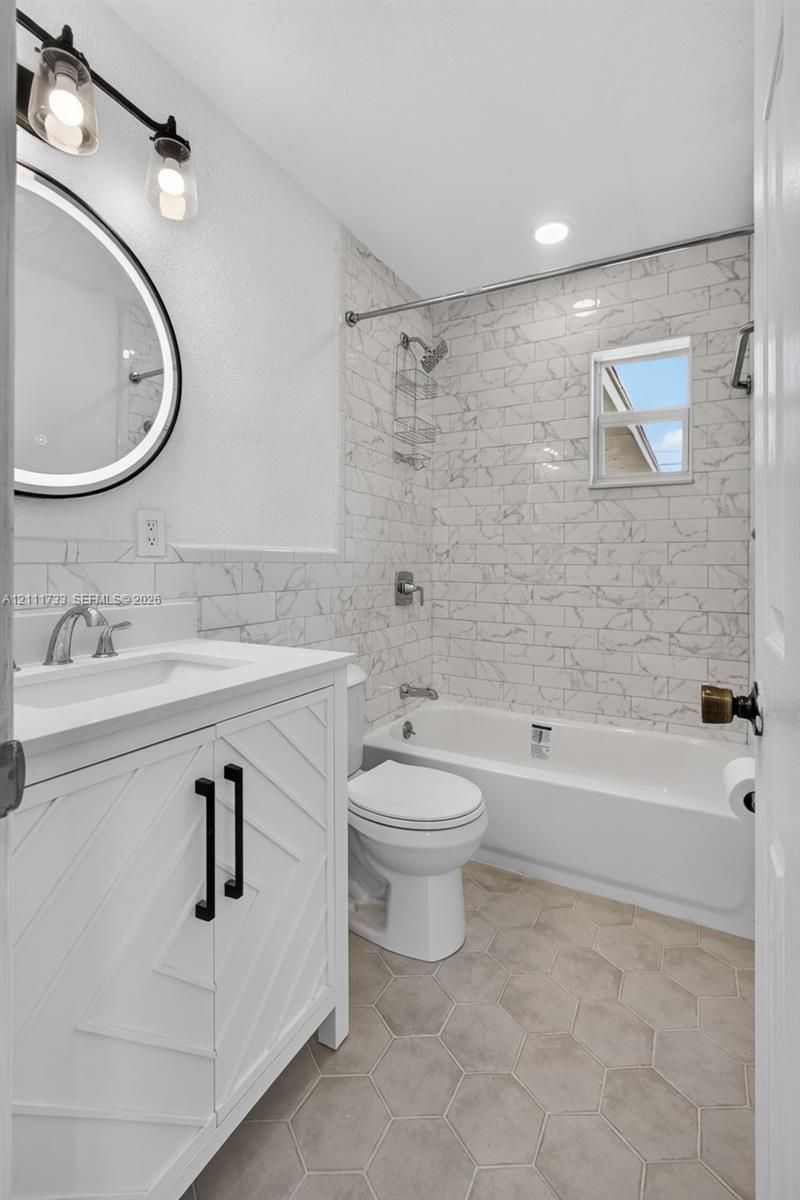 840 W 4th St , Riviera Beach, FL 33404 Photo