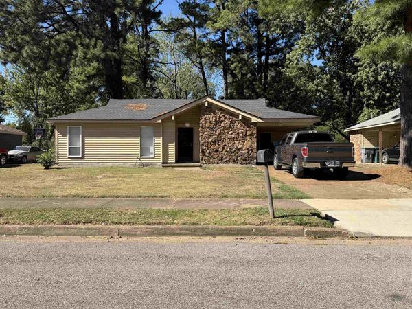 3227 SOUTHBRIDGE ST, Memphis, TN 38118